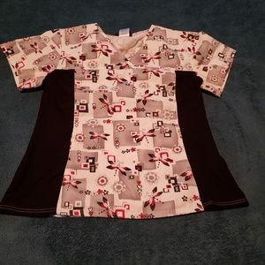 Cherokee Flexible Scrub Top Medium